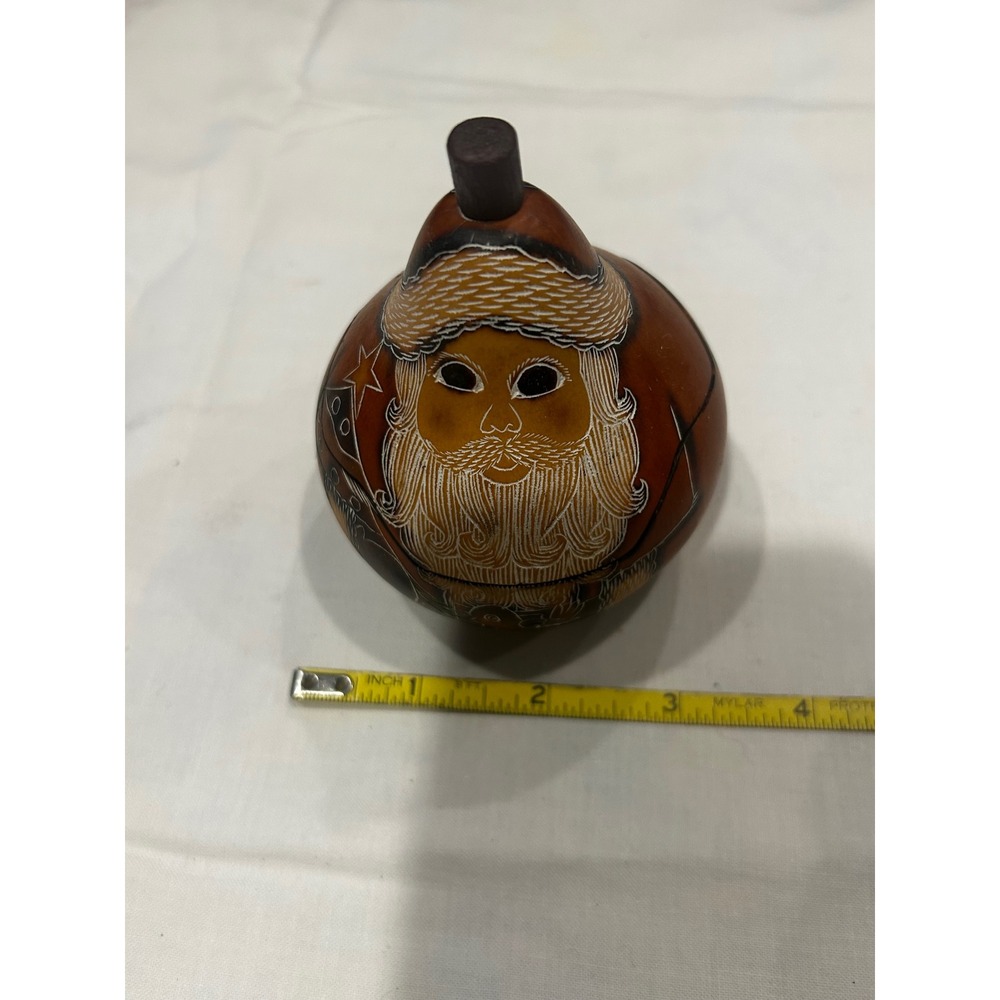 Lucuma Santa Claus Handcarved Gourd Trinket Box Folk Art Christmas Decor Small - Picture 2 of 7